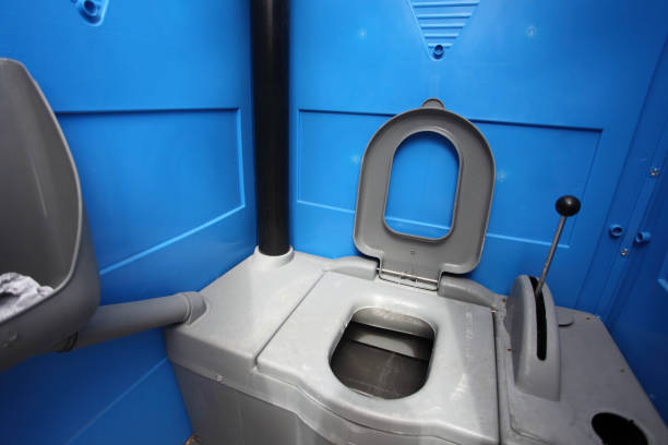 Best Portable bathroom rental  in Hallandale Beach, FL